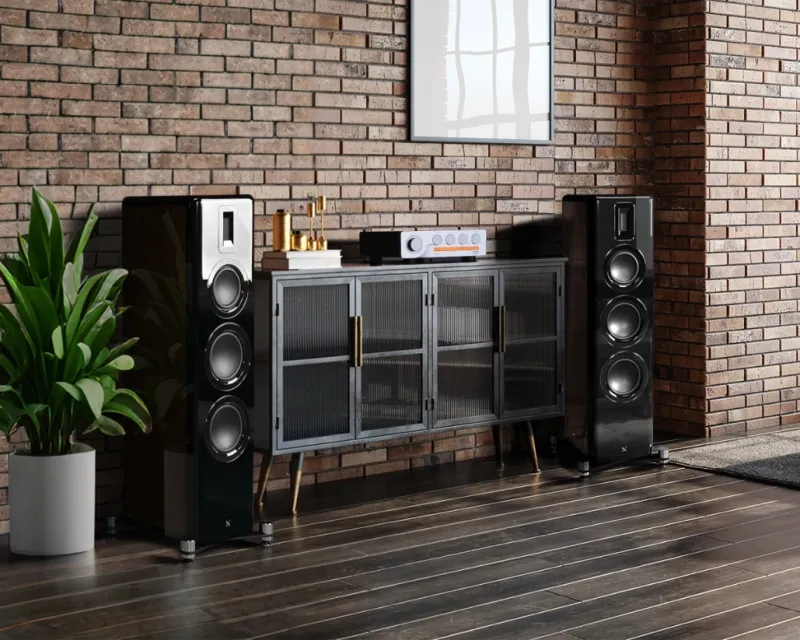 Quad 3 lifestyle Revela combi