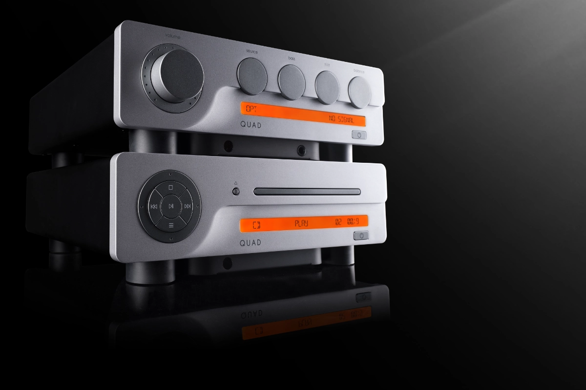 QUAD 3 Combo Artistic